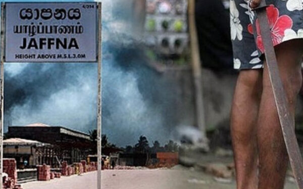 வீடு புகுந்து வாள்வெட்டு : குடும்பஸ்தர் படுகாயம்!