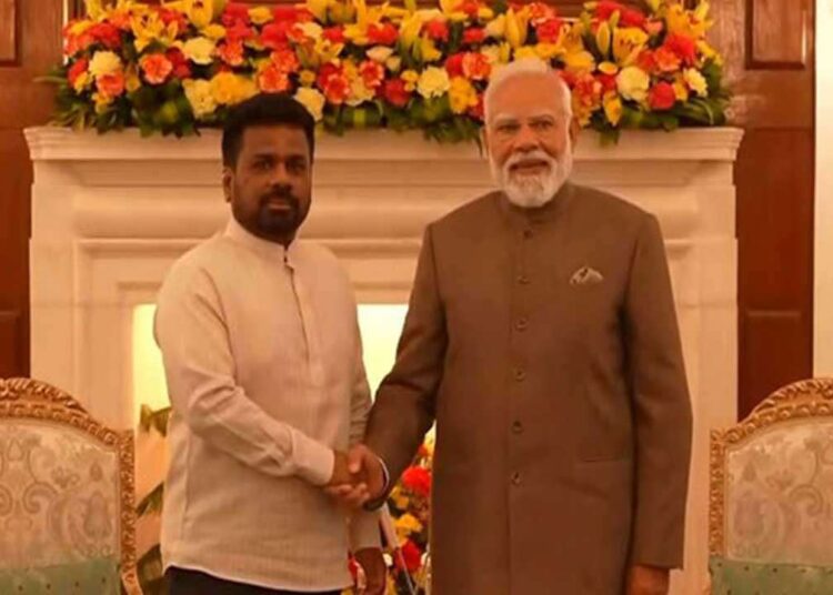 நரேந்திர மோடியை சந்தித்தார் ஜனாதிபதி!