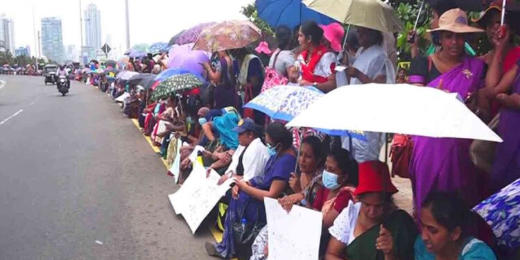 ஜனாதிபதி செயலகத்திற்கு முன்னால் ஆர்ப்பாட்டம்!