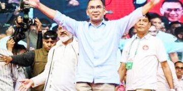 வன்முறைக்கு இடையே நடந்த வங்கதேச பாராளுமன்றத் தேர்தல் – 20 ஆண்டுகளுக்குப் பின் ஆட்சியமைக்கும் பி.என்.பி!