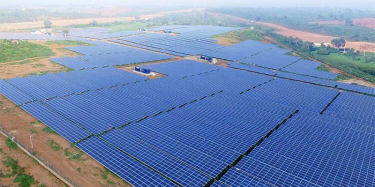 இலங்கையின் மிகப்பெரிய சூரிய சக்தி பூங்கா ஹம்பாந்தோட்டையில்!