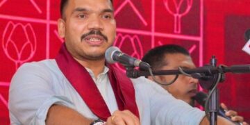 புத்தசாசனத்தை அடியோடு அழிக்கும் வகையில் அரசு செயற்படுகிறதாம்