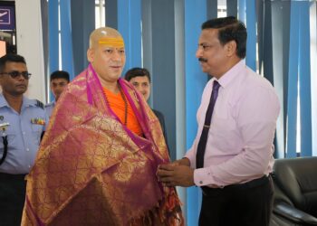 யாழ் வந்த சுவாமி கைலாஷானந்த் கிரி