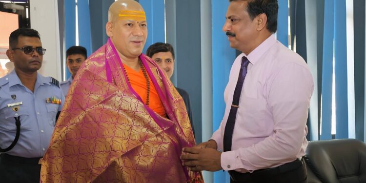 யாழ் வந்த சுவாமி கைலாஷானந்த் கிரி