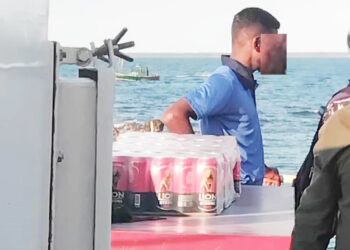 நெடுந்தாரகையில் ‘பியர்’ ரின்கள் – கடற்படை செய்த அநாகரிகம்