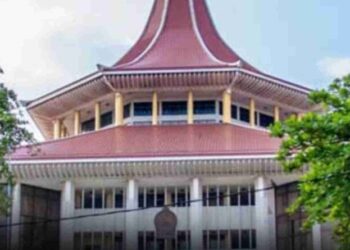 புலமைப்பரிசில் வினாத்தாள் கசிவு : நீதிமன்ற உத்தரவை மீறிய அதிகாரிக்கு எதிராக வழக்கு