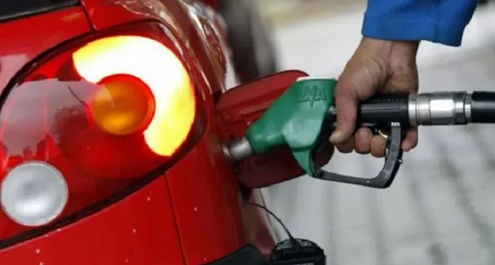 சிங்கப்பூரில் இருந்து பெற்றோல் கொள்வனவு செய்ய அமைச்சரவை அனுமதி