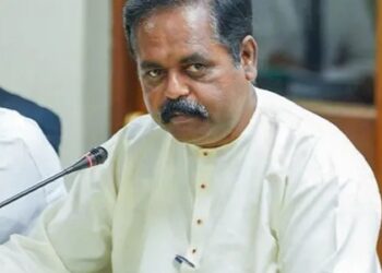 பாராளுமன்ற குழுத் தலைவர் பதவியிலிருந்து நீக்கப்பட்டார் சிறீதரன்!