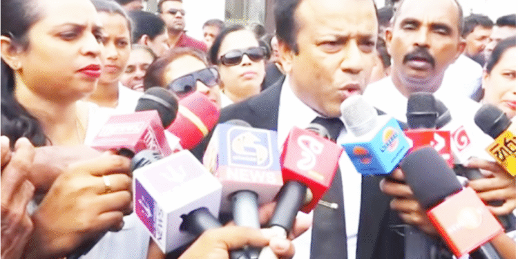 ஷிரந்தியை இலக்கு வைத்து – மஹிந்தவை வீழ்த்த முடியாது