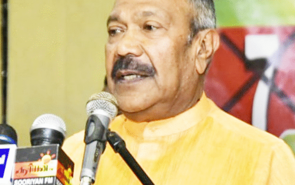 சம்பள உயர்வை வழங்கிவிட்டு – தேயிலை கொழுந்து பறிக்கின்ற அளவினை அதிகரிக்கக் கூடாது