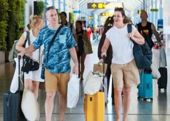 ஜனவரியில் மாத்திரம் 2 இலட்சத்தை கடந்த சுற்றுலாப் பயணிகள்!