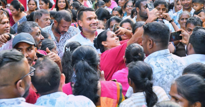 தாயை நேசிப்பது போலவே நாட்டையும் நேசிக்க வேண்டும்