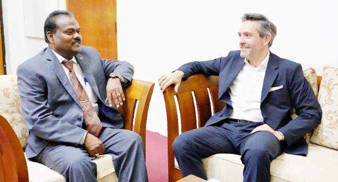 ஐ.நா.வதிவிடப் பிரதிநிதி – யாழ். பல்கலை விஜயம்!