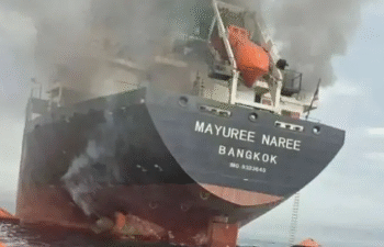 மத்திய கிழக்கு பதற்றம் – 16 கப்பல்கள் மீது ஈரான் தாக்குதல்!