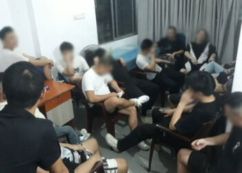 சட்டவிரோதமாக தங்கியிருந்த 125 சீனர்கள் – நேற்று நாடுகடத்தப்பட்டனர்