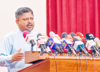 ஈரான் மீதான தாக்குதல்கள் அனைத்தையும் நிறுத்துங்கள்