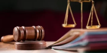 எரிபொருள் பற்றாக்குறை இல்லை : சட்டவிரோதமாக சேமித்து வைத்தால் சட்டம் பாயும்!