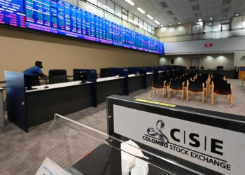 ஒரே நாளில் கொழும்பு பங்குச்சந்தை வரலாறு காணாத வீழ்ச்சி !