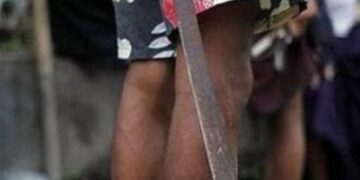 வாள்வெட்டுத் தாக்குதல் : இரு இளைஞர்கள் படுகாயம்!