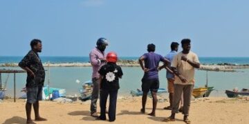 யாழில் 05 நாட்களாகியும் மீனவர்களைக் காணவில்லை – கடற்படை பாராமுகம்!