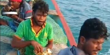 காணாமல்போன யாழ்.மீனவர்கள் – இந்திய காவல் படையினரால் கைது!