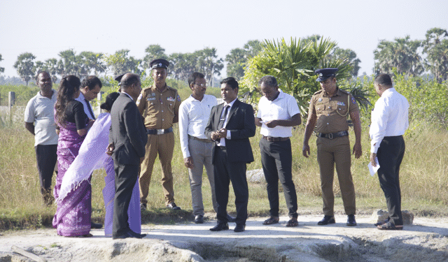 செம்மணி மனிதப் புதைகுழியில் – அகழ்வுப் பகுதியில் தேங்கிய நீரை வெளியேற்றத் தீர்மானம்!