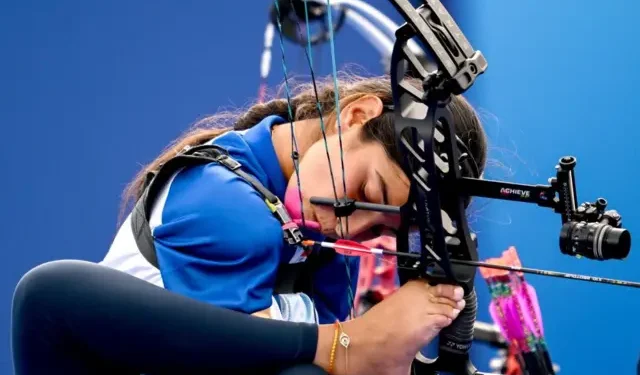 கைகள் இன்றி வில்வித்தையில் சாதித்த – முதல் வீராங்கனை!