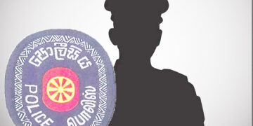 5000 ரூபா பணத்தை பலவந்தமாக பெற்ற – இரண்டு பொலிஸார் பணி இடைநீக்கம்