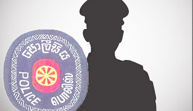 5000 ரூபா பணத்தை பலவந்தமாக பெற்ற – இரண்டு பொலிஸார் பணி இடைநீக்கம்