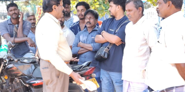 சட்டவிரோத கடற்றொழில்களுக்கு எதிராக முல்லையில் தொடர் போர்!