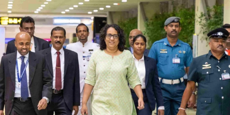 பிரதமர் ஹரிணி பிலிப்பைன்ஸ் பயணம்