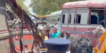 அரச பேருந்துகள் ஒன்றுடன் ஒன்று மோதி விபத்து : நால்வர் பலி