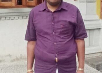 பூசாரிகளுக்கிடையே மோதல் : ஒருவர் வெட்டிப் படுகொலை!