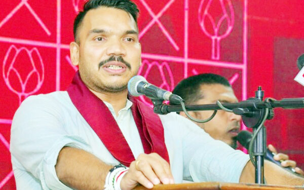 18 பில்லியன் டொலர்களை ராஜபக்ஷக்கள் திருடினார்களா!