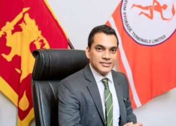 எரிபொருள் மீதான வரியை குறைக்க வேண்டும்