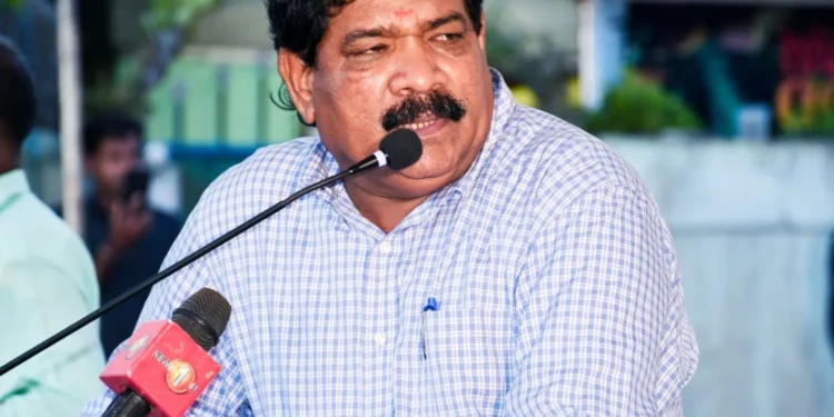 அரச கொள்கைகளை வினைத்திறனுடன் அதிகாரிகள் அமுல்படுத்த வேண்டும்