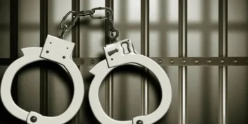 2 கிலோ உலர்ந்த கஞ்சாவுடன் – கல்வி சாரா ஊழியர் கைது!