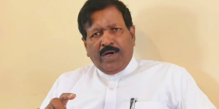 அணைக்கட்டுக்களின் பணிகளை உரிய காலத்திற்குள் – முழுமைப்படுத்தி விவசாயிகளிடம் கையளிக்குக!