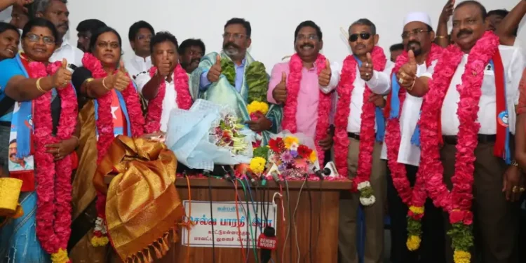 மாற இருக்கும் அரசியல் சூழல் – தேர்தலில் போட்டியிடவிருக்கும் திருமாவளவன்!