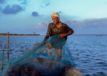 மீன்பிடி, நீர்வாழ் உயிரின வளர்ப்புத் துறையினரின் எரிபொருள் சிக்கல்களைத் தீர்க்க – 24 மணிநேர சேவை
