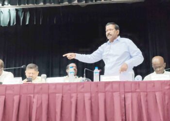 கொக்குத்தொடுவாய் – குஞ்சுக்கால்வெளியில் – மக்களின் நிலத்தில் உப்பளம் அமைப்பதை நிறுத்த பணிப்பு!