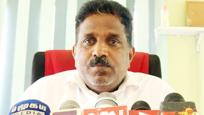 இரவு நேர கட்டாக்காலி கால்நடைகளை கட்டுப்படுத்துங்கள்