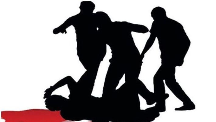 கடனாளியை நாய்க் கூண்டில் அடைத்து சித்திரவதை!