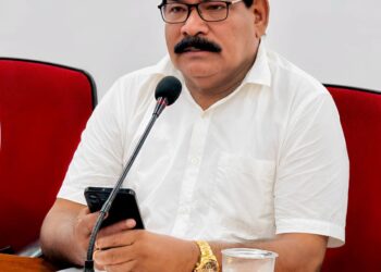 யாழில். அபிவிருத்தி திட்டங்களை மேற்கொள்வதில் கடும் சவால்களை எதிர்கொள்வதாக கடற்தொழில் அமைச்சர் கவலை