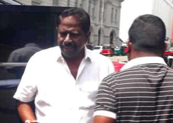 முன்னாள் எம்.பி விஜித் விஜயமுனி சொய்சா FCIDயில் முன்னிலை