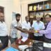காணிகளை விடுவிக்குமாறு கோரி மயிலிட்டி மீள்குடியேற்ற அபிவிருத்திக் குழுவினர் வடக்கு ஆளுநரிடம் மனு கையளிப்பு