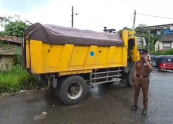 ஹட்டனில் 6000 கிலோ கழிவுத் தேயிலையுடன் ஒருவர் கைது
