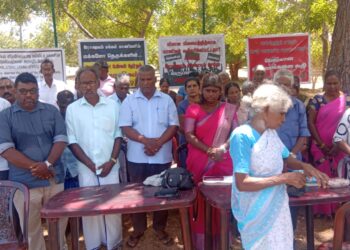 அரசுக்கு ஒத்தூதும் அதிகாரிகளின் சூழ்ச்சியில் வீழ்ந்துவிட வேண்டாம்!
