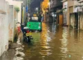 சாய்ந்தமருதில் பெய்து வரும் அடைமழை – போக்குவரத்து பாதிப்பு