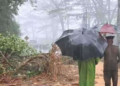 ஹட்டன் – கொழும்பு வீதியின் போக்குவரத்து முற்றாக பாதிப்பு
